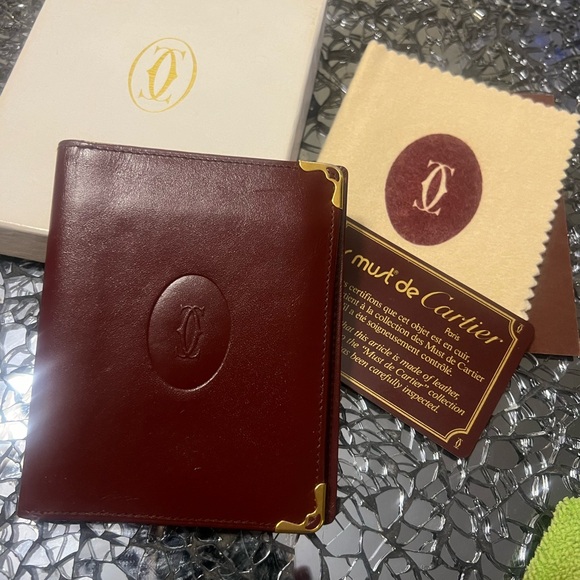 π₯π₯π₯ SOLD π₯π₯π₯π₯ Pre-Loved Vintage Must Be Cartier Wallet - Picture 2 of 9